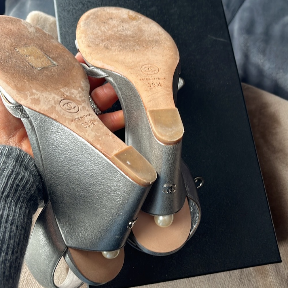 Chanel sandals 39.5 - Picture 4 of 12